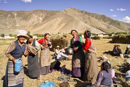 Shalu to Nartang Monastery 8 Days Countryside Trekking Tour