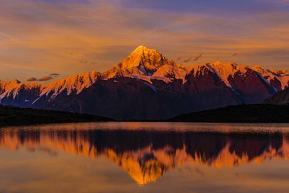 Gongga Mountain Trekking 9 Days Tour