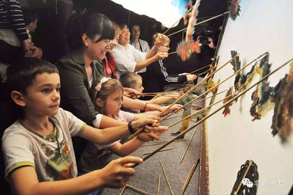 Giant Panda-Shadow Puppetry DIY-Sichuan Opera Experience Day Tour