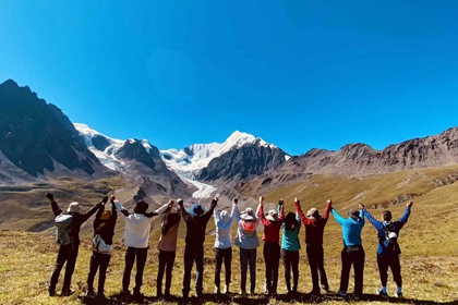 Holy Mountain Minya Konka Outer Loop Trek 7 Days Tour