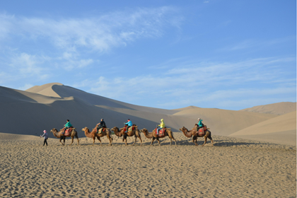 The echoing sand mountain